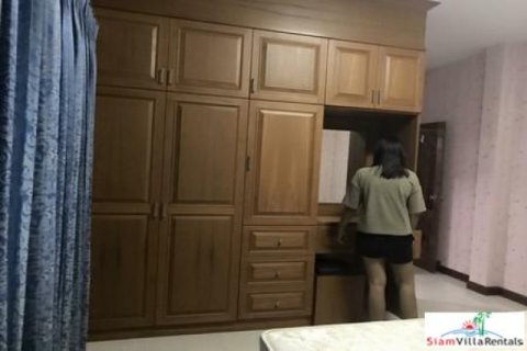 House in Pattaya, Thailand 4 bedrooms № 192895 - photo 5