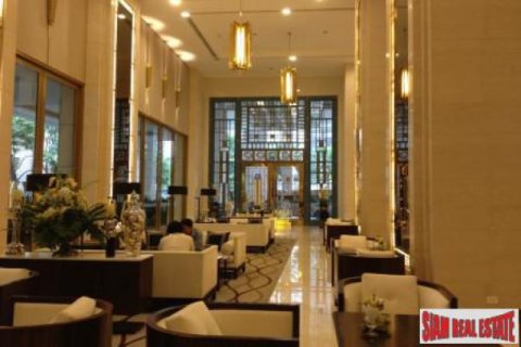 Apartment in Bangkok, Thailand 2 bedrooms № 192898 - photo 2