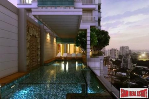 Apartment in Bangkok, Thailand 2 bedrooms № 192898