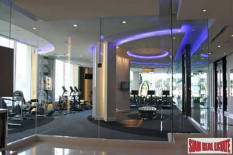 Apartment in Bangkok, Thailand 2 bedrooms № 192898 - photo 3