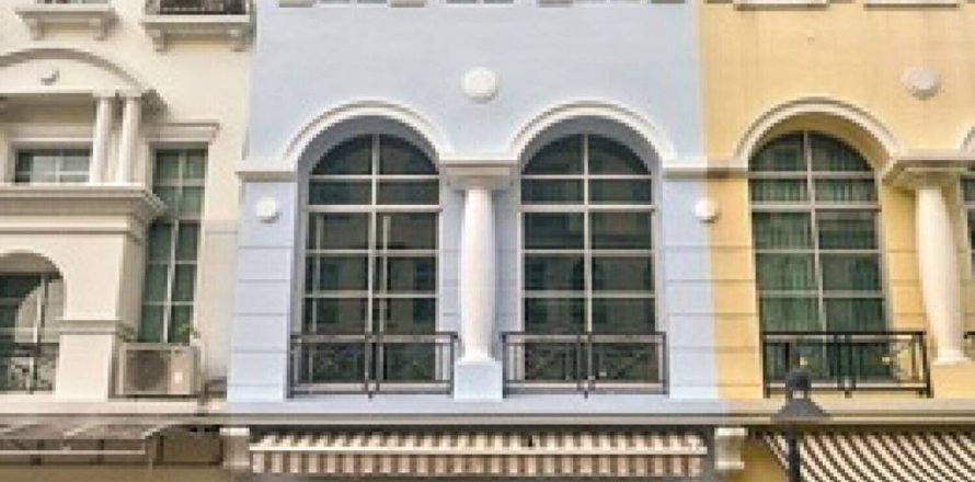 Таунхаус в Бангкоке, Таиланд с 4 спальнями  № 115122