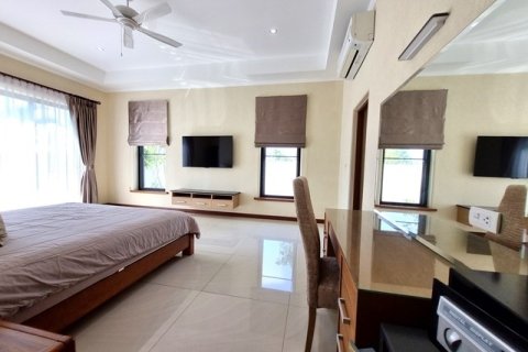 Haus in Pattaya, Thailand 4 Schlafzimmer № 223105 - Foto 15