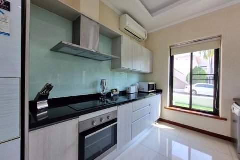 Haus in Pattaya, Thailand 4 Schlafzimmer № 223105 - Foto 12