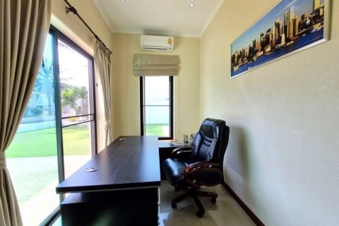 Haus in Pattaya, Thailand 4 Schlafzimmer № 223105 - Foto 13