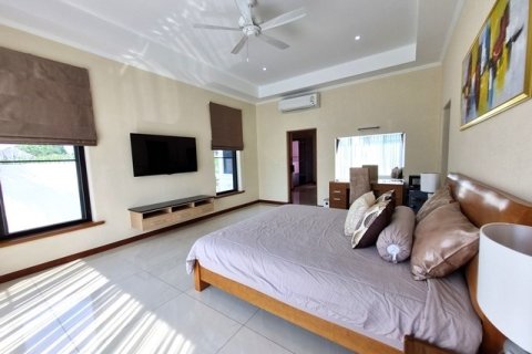 Haus in Pattaya, Thailand 4 Schlafzimmer № 223105 - Foto 14