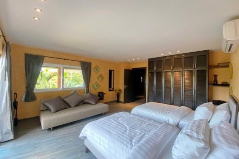 Haus in Pattaya, Thailand 5 Schlafzimmer № 223103 - Foto 9