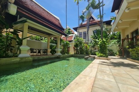House in Pattaya, Thailand 3 bedrooms № 223102
