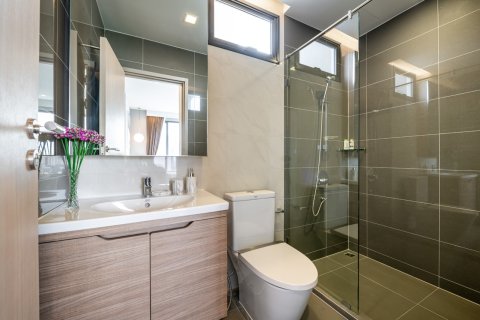 Кондоминиум с 2 спальнями в Бангкоке, Таиланд № 163905 - фото 12