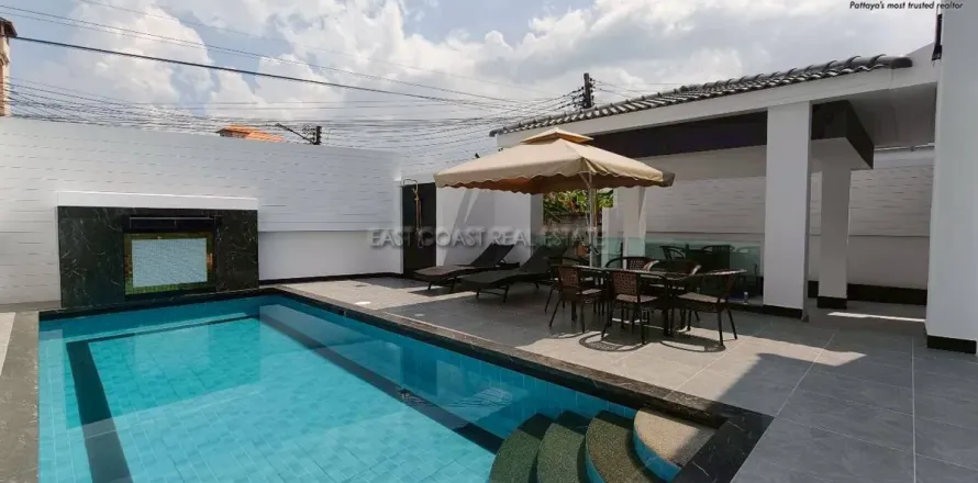 Casa de 5 dormitorios en Pattaya, Tailandia № 212684