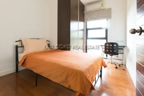 Condominio de 2 dormitorios en Pattaya, Tailandia № 212688 - foto 8