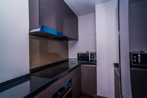 Condo in Bangkok, Thailand, 3 bedrooms  № 157483 - photo 3