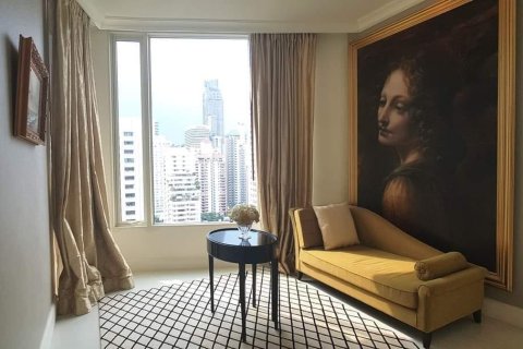 Condo in Bangkok, Thailand, 4 bedrooms № 157482 - photo 8
