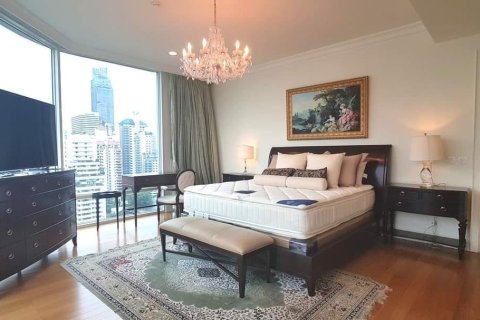 Condo in Bangkok, Thailand, 4 bedrooms  № 157482