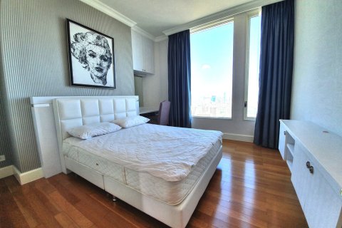 Condo in Bangkok, Thailand, 4 bedrooms  № 157480 - photo 7