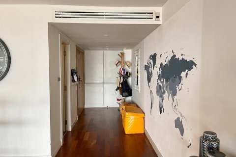 Condo in Bangkok, Thailand, 3 bedrooms  № 157478 - photo 20