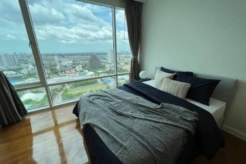 Condo in Bangkok, Thailand, 3 bedrooms № 157481 - photo 14