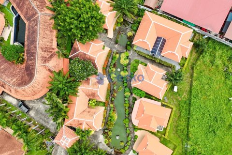 Propriété commerciale à Pattaya, Thaïlande 1500 m2 № 196462 - photo 6