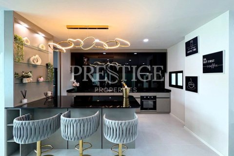 Haus in Pattaya, Thailand 5 Schlafzimmer № 233233 - Foto 8