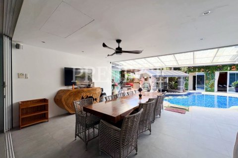 Haus in Pattaya, Thailand 5 Schlafzimmer № 233236 - Foto 7