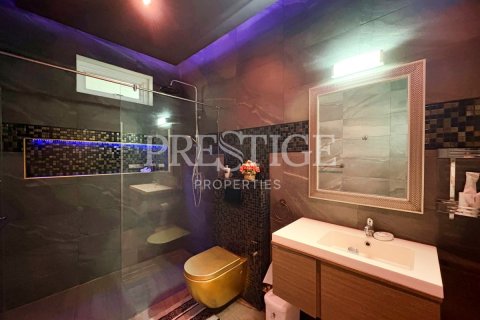 Haus in Pattaya, Thailand 5 Schlafzimmer № 233236 - Foto 26