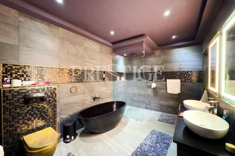 Haus in Pattaya, Thailand 5 Schlafzimmer № 233236 - Foto 17