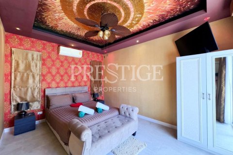 Haus in Pattaya, Thailand 5 Schlafzimmer № 233236 - Foto 24