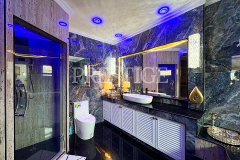 Haus in Pattaya, Thailand 6 Schlafzimmer № 233235 - Foto 17
