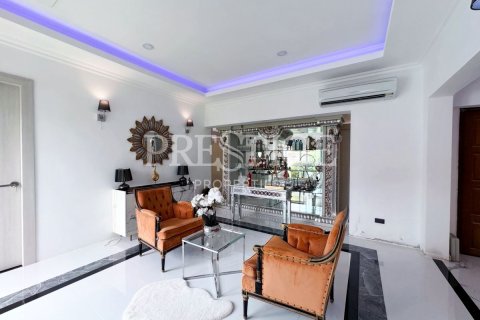 Haus in Pattaya, Thailand 6 Schlafzimmer № 233235 - Foto 13