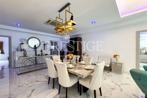 Haus in Pattaya, Thailand 6 Schlafzimmer № 233235 - Foto 7
