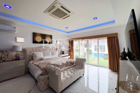 Haus in Pattaya, Thailand 6 Schlafzimmer № 233235 - Foto 14