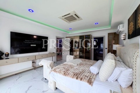 Haus in Pattaya, Thailand 6 Schlafzimmer № 233235 - Foto 16