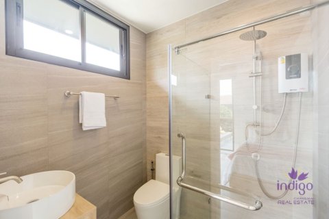 Villa in Chiang Mai, Thailand 4 bedrooms № 162618 - photo 15