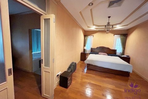 Villa in Chiang Mai, Thailand 6 bedrooms № 162621 - photo 12