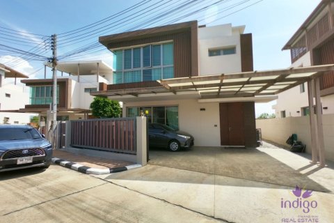 House in Chiang Mai, Thailand 3 bedrooms № 162616 - photo 2