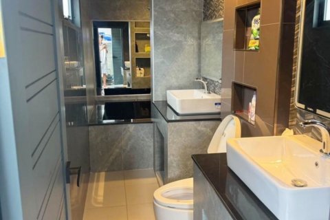 Villa in Chiang Mai, Thailand 4 bedrooms № 162620 - photo 11