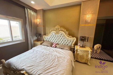 Villa in Chiang Mai, Thailand 4 bedrooms № 162620 - photo 16