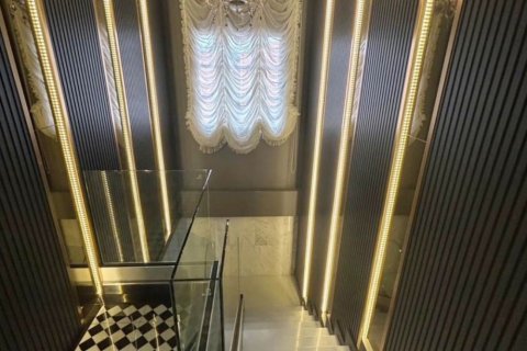 Villa in Chiang Mai, Thailand 4 bedrooms № 162620 - photo 13