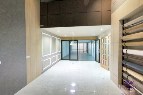 Propriété commerciale à Chiang Mai, Thaïlande 640 m2 № 162617 - photo 4