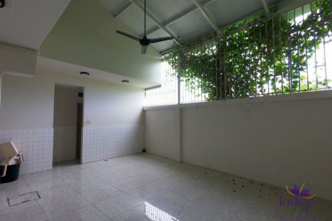 Propriété commerciale à Chiang Mai, Thaïlande 640 m2 № 162617 - photo 10