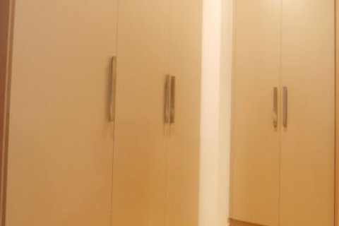 Студия в кондо в Клонг Тоэй, Бангкок, Таиланд № 151860 - фото 5