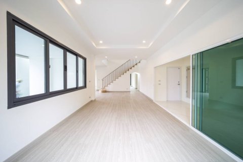 Villa à Surat Thani, Thaïlande 5 chambres № 163866 - photo 7