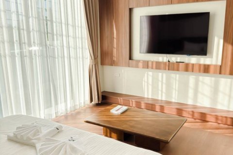 Villa in Pran Buri, Thailand 4 bedrooms № 163864 - photo 10