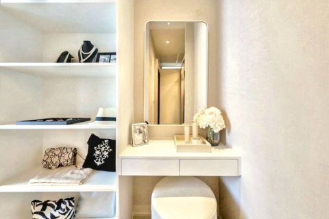 Condo in Bangkok, Thailand, 1 bedroom  № 163862 - photo 5