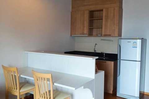 Студия в кондо в Кхлонг Сане, Бангкок, Таиланд № 150252 - фото 10