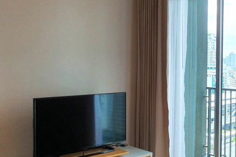 Студия в кондо в Кхлонг Сане, Бангкок, Таиланд № 150252 - фото 9