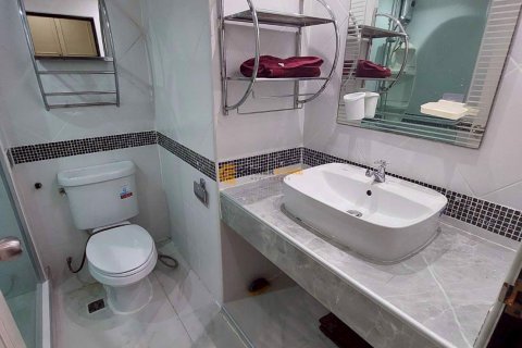 Condo sur Jomtien Beach, Pattaya, Thaïlande, 1 chambre № 204868 - photo 10