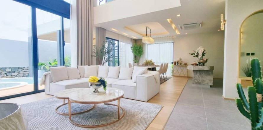 Дом в Паттайе, Таиланд с 5 спальнями  № 114691