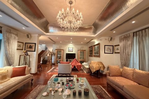 House in Bangkok, Thailand 2 bedrooms № 173238 - photo 2