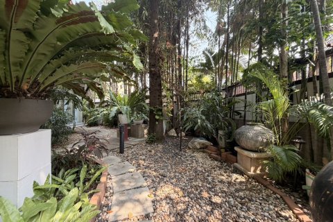 House in Bangkok, Thailand 2 bedrooms № 173238 - photo 11