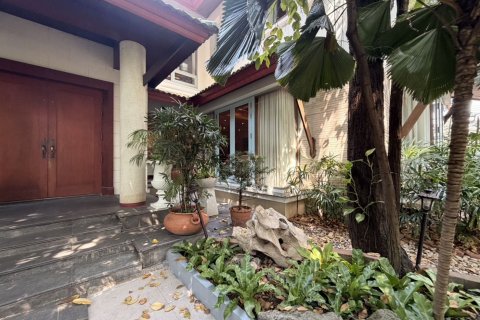 House in Bangkok, Thailand 2 bedrooms № 173238 - photo 7